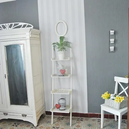 Chesterfield -view On Garden